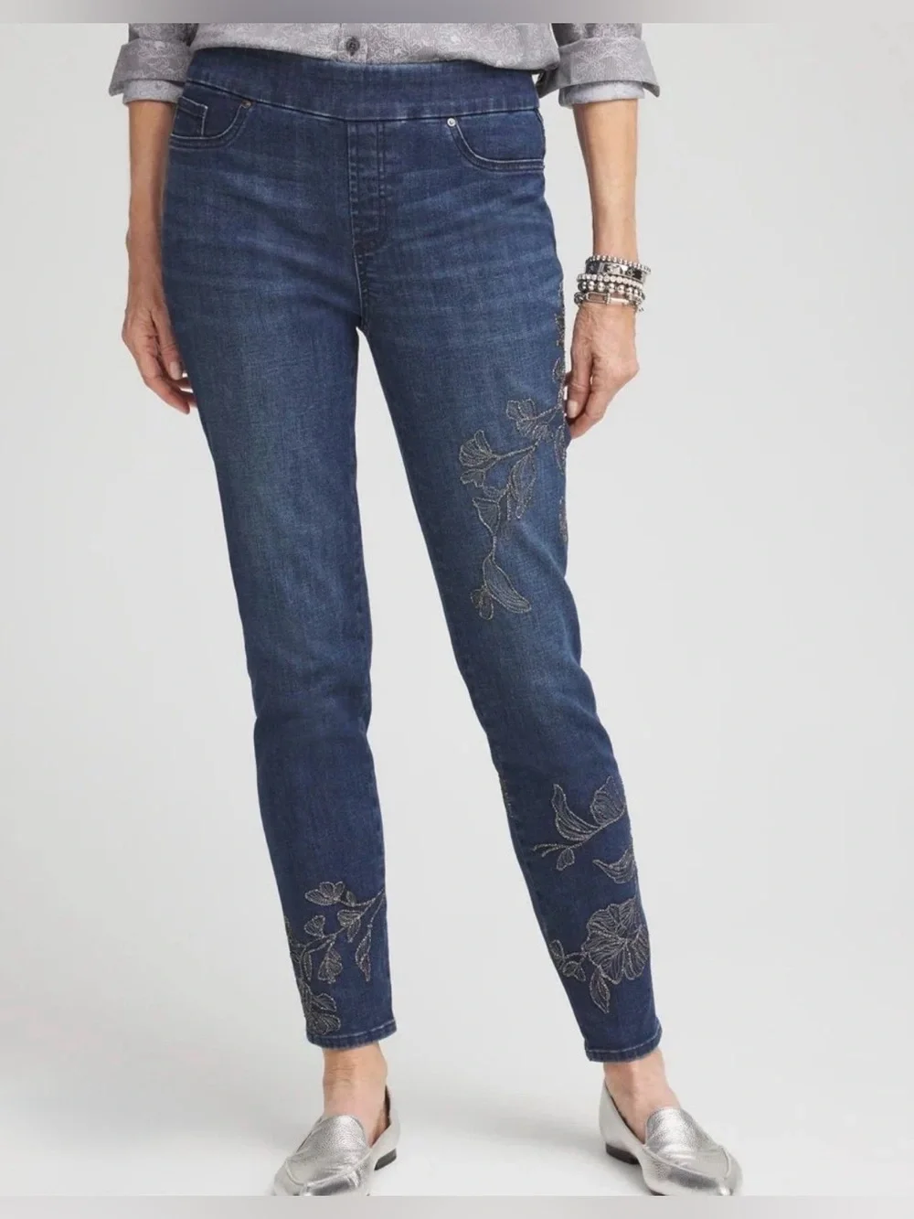 Chico’s Women’s Blue Embroidered Pull On Stretch Comfort Ankle Denim Jeggings 4R